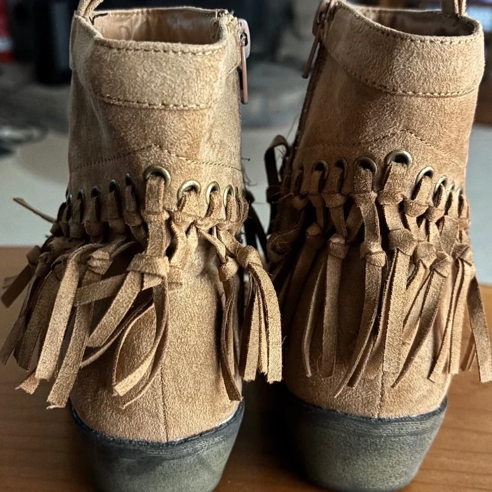 Factory #19 nice boots